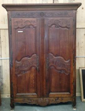 armoire louis XV oak moldings