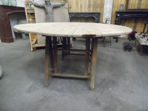 table de terasse en bois 
