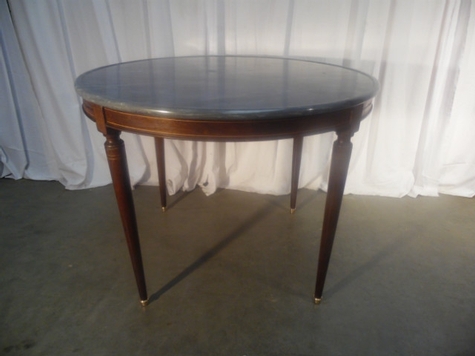 table charles 10 with marble top