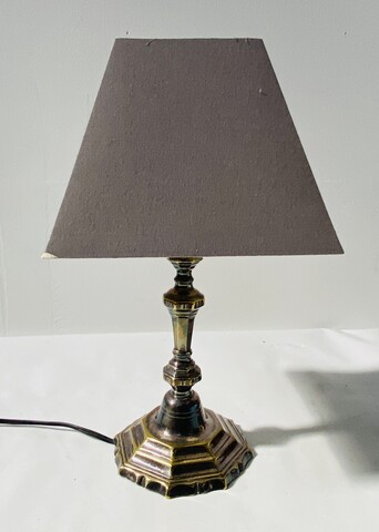 bougeoir de style Louis XV en bronze  argenté monté en lampe . XIX siècle .
