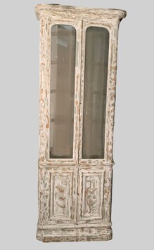 Meuble vitrine de style en bois laqué XX siècle