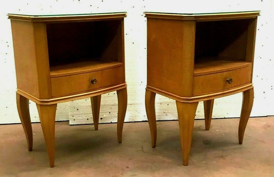 Paire de tables de chevets Art Déco en placage de bois clair XX siècle