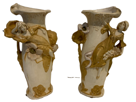  Vous en avez un à vendre ? Vendez le vôtre Paire de vases art déco en porcelaine marque Royal Dux Bohemia .XX siècle.