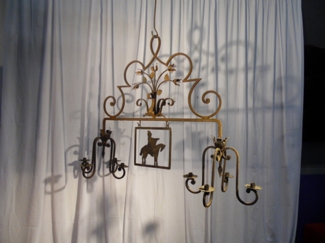 chandelier iron 