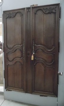 pair de porte d'armoire en chêne massif 