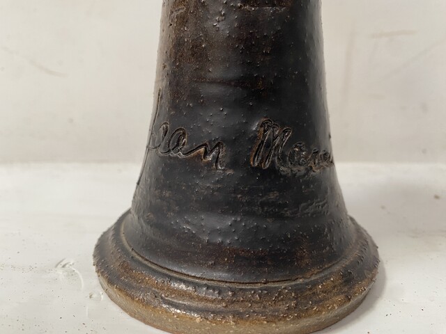 Aiguière en grès émaillé signé Jean Marais provenance Vallauris . XX siècle .