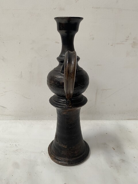 Aiguière en grès émaillé signé Jean Marais provenance Vallauris . XX siècle .