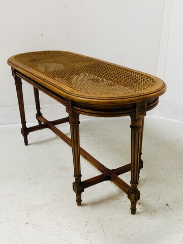 banquette de piano  style Louis XVI en bois naturel assise cannage . XX siècle .