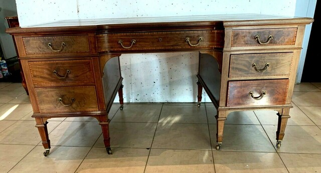 Bureau et son fauteuil tournant Angleterre XIX siècle