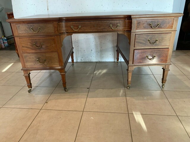 Bureau et son fauteuil tournant Angleterre XIX siècle