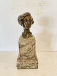 buste de femme par Lucien Lafaye en bronze patine brune . XX siècle .