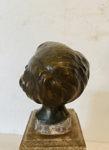 buste de femme par Lucien Lafaye en bronze patine brune . XX siècle .