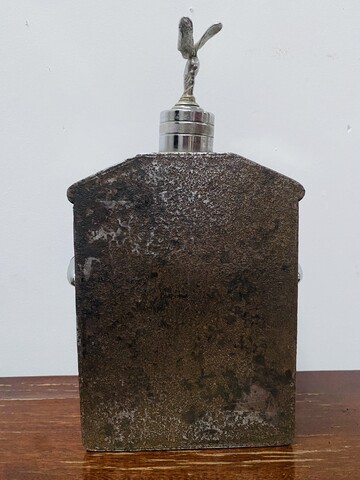 carafe à whisky et boite à musique Rolls Royce . XX siècle .