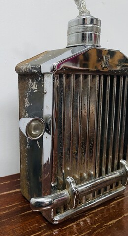 carafe à whisky et boite à musique Rolls Royce . XX siècle .