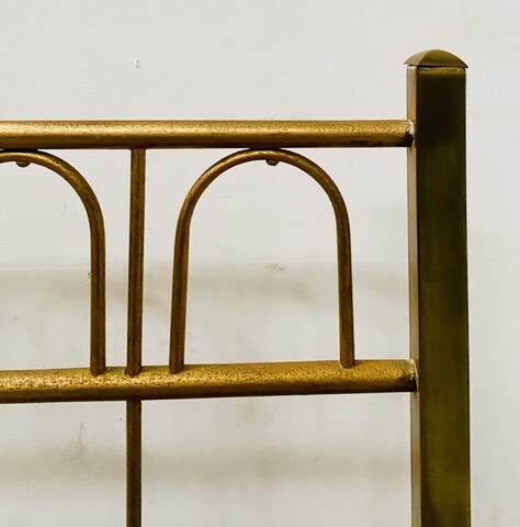 casier à musique formant bar en laiton et caisson en acajou vernis . XX siècle .