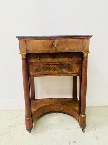 chevet coiffeuse époque empire en placage d'acajou dessus marbre . XIX siècle .
