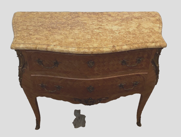 commode de style louis XV dessus marbre trois tiroirs en façade . XX siècle .