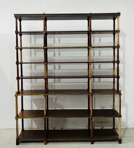 deux corps vitrine ouverte huit étagères de décor . XX siècle .