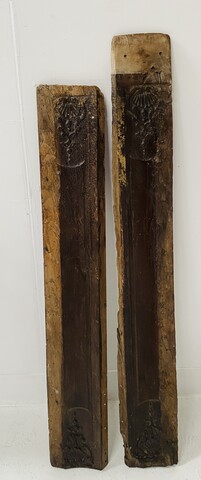 éléments de Cheminée époque Louis XV en Fresnes . XV siècle .