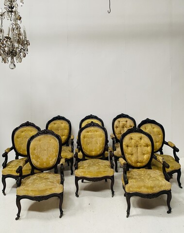 ensemble de huit fauteuils époque Napoléon III palissandre massif . XIX siècle .