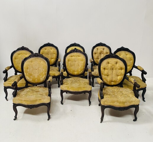 ensemble de huit fauteuils époque Napoléon III palissandre massif . XIX siècle .