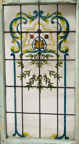  fenêtre en verre peint art déco décor bouquet de fleurs année 1900 . XX siècle .