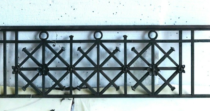 Garde corps de balcon en fonte de fer Grille de protection XX siècle