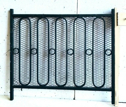 Grille de protection Garde corps Cache radiateur en fer forgé XX siècle