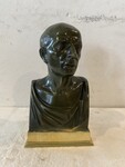 groupe bronze patine antique sujet buste de Cicéron sur socle doré . XX siècle .