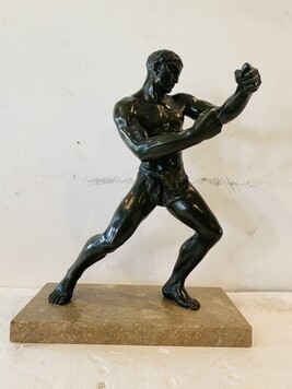 groupe bronze sujet le boxeur patine brune socle en marbre . XX siècle .