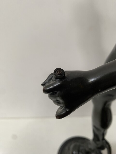 groupe bronze sujet mercure signé du sculpteur Jean de Bologne . XIX siècle .