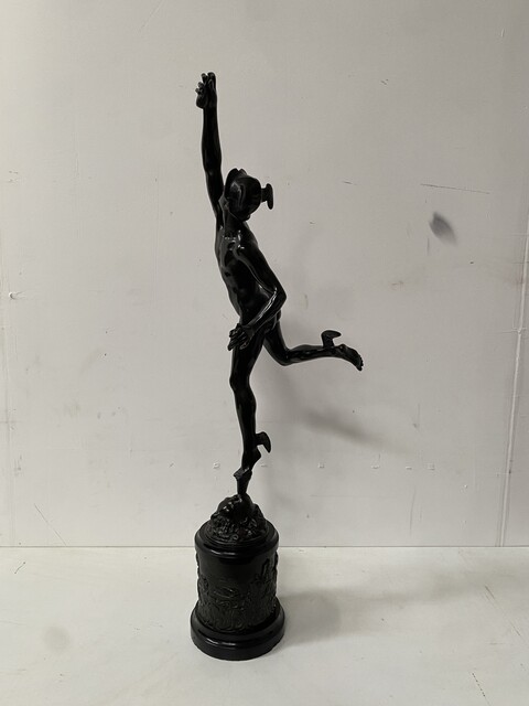 groupe bronze sujet mercure signé du sculpteur Jean de Bologne . XIX siècle .