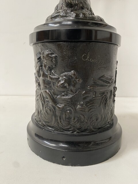 groupe bronze sujet mercure signé du sculpteur Jean de Bologne . XIX siècle .