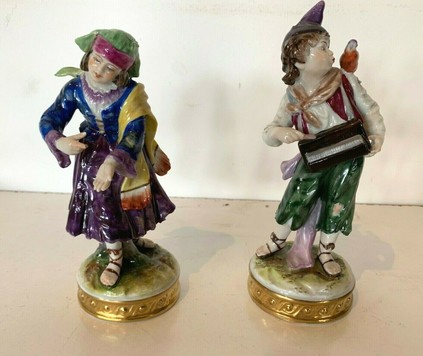 Groupe en porcelaine polychrome Porcelaine Allemande Dresden Saxes Sèvres