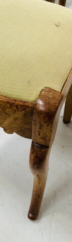 H 105 cm  L 43 cm P 43 cm 