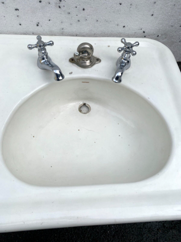 Lavabo double vasque a piètement en colonne émaillée Art Déco XX siècle