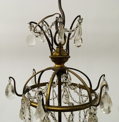 lustre cage à guirlande perlé et tôle peinte à six lumière . XX siècle .