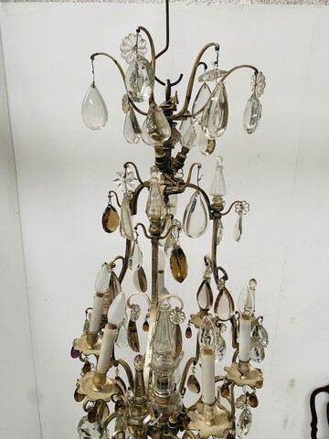 lustre cage monture bronze à pampille neuf bras de lumières . XX siècle.