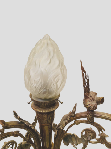 lustre style louis XV trois bras de lumières et tulipe flamme . XX siècle .