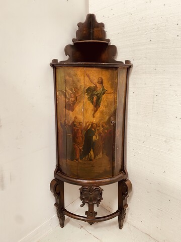 Meuble d'angle arrondie à décor d'une peinture religieuse base bois .XIX siècle.