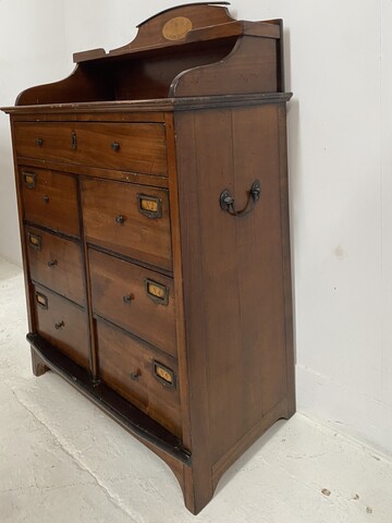 meuble de rangement à tiroirs origine Angleterre . XX siècle .
