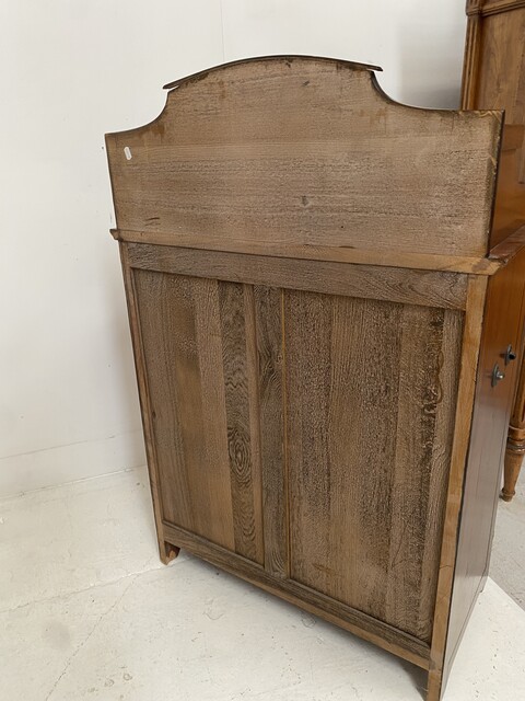 meuble de rangement à tiroirs origine Angleterre . XX siècle .