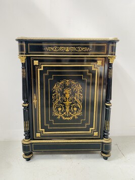 Meuble Hauteur d'Appui Napoléon III Bois Et Marqueterie De Laiton . XIX siècle.