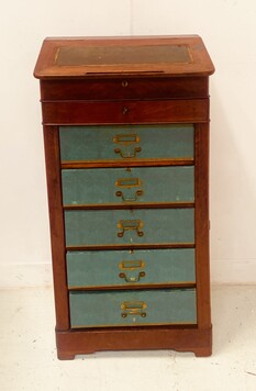 minute de Notaire en noyer carton en simili cuir . XIX siècle.