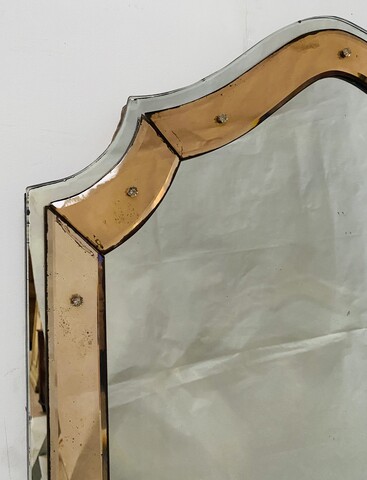miroir à parclose circa1950 verre teinté décor de pointe en verre . XX siècle .