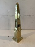 obélisque en bronze poli . XX siècle .
