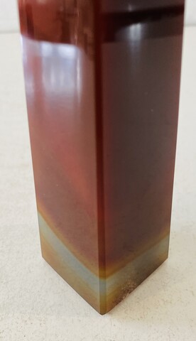 Objets similairesobélisque pierre semi précieuse en en Agathe rubanées . XX siècle .