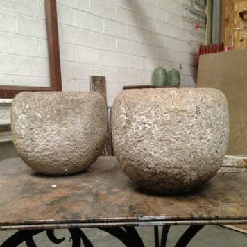 pair of planter 