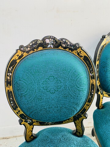 paire de chaises époque Napoléon III en bois noirci et nacre . XIX siècle .
