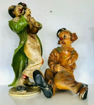 paire de clowns polychrome en matière dure XX siècle